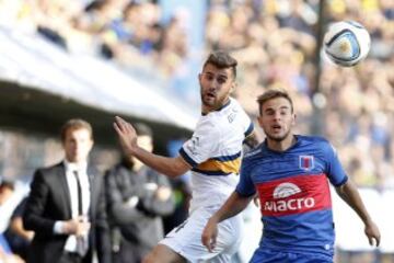 Buenos Aires 01 Noviembre 2015
Boca Juniors vs Tigre, por la fecha 29 del Torneo Julio Humberto Grondona en el Estadio Alberto J. Armando
Gino Peruzzi Y Lucas Menossi
Foto Gustavo Ortiz