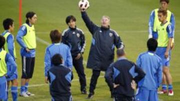 La selecci&oacute;n japonesa ya est&aacute; en Brasilia.