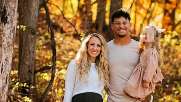 We’re familiar with the online sharing from the high-profiled Kansas City couple, but this one may just be the cutest yet.