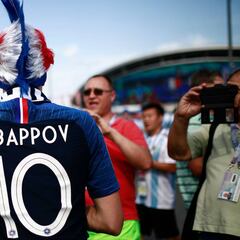 Gran gesto: Mbappé donará toda su prima a una ONG infantil