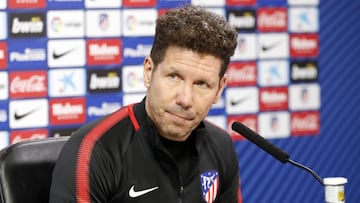 Simeone en rueda de prensa.