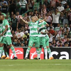 Santos hace valer la localía y rompe el invicto de las Chivas en el torneo