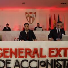 La Junta del Sevilla, de asamblea a circo