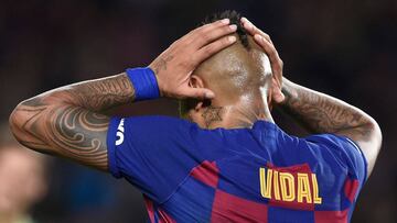 Arturo Vidal no encuentra su lugar en el Barcelona