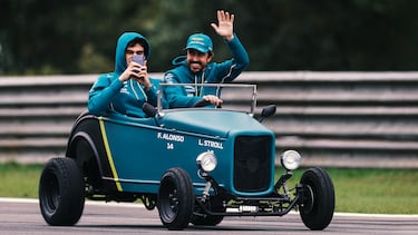 Lance Stroll y Fernando Alonso.