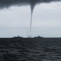 Dirección Metereológica de Chile emite alerta por tornados y trombas marinas en estas 5 regiones de Chile