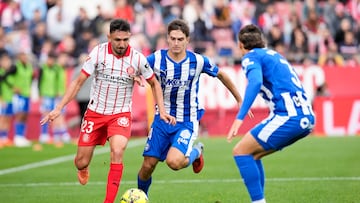 Iván Martín con Denis Suárez.
