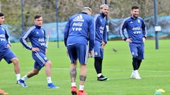 Agüero entrenó de manera diferenciada