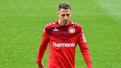 Así maneja el Leverkusen la baja por lesión de Santiago Arias