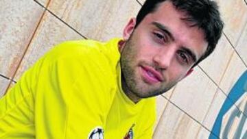 <b>ACERTADO. </b>Rossi está viendo portería y formará junto a Llorente la pareja de ataque del Submarino.