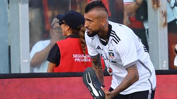 Vidal responde a las criticas por prometer la Libertadores: “Cuando fui a Alemania...”