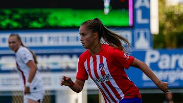 Medina con el balón.