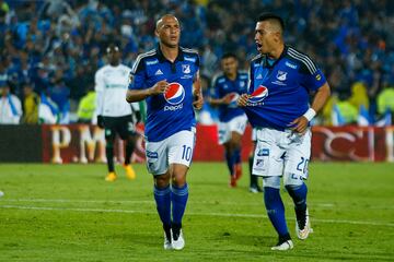 Otra leyenda azul que tuvo que ganarse el corazón de la hinchada de Millonarios con mucho esfuerzo. En 2015 fue uno de los líderes de los embajadores y luego en 2016, fue al otro equipo de sus amores para ayudar. El Deportivo Cali también disfrutó de sus últimos años.