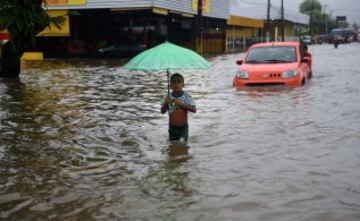 Llovió durante toda la noche, y las calles de Recife se inundaron y se hicieron intransitables. Se temió que no se pudiera jugar el  partido Alemania y Estados Unidos, correspondiente al Grupo G de la Copa del Mundo, pero aunque los accesos estaban inundados el terreno de juego había drenado bien y se pudo jugar sin problemas.