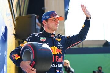 Max Verstappen se llevó la pole en el  Gran Premio de Países Bajos por 38 milésimas sobre Hamilton.