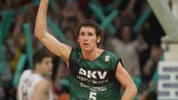 <B>FALLOS.</B> El DKV falló menos que el Real Madrid en un partido en el que los errores superaron a los aciertos.