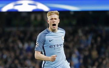 De Bruyne celebrates his free-kick, which put City 2-1 up on Barça.