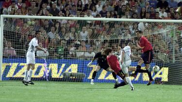 El único triunfo de Grecia ante España se produjo en 2003, con este gol de Giannakopoulos.