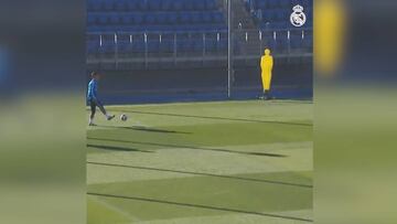 El control perfecto de Lucas del que presume el Madrid en redes