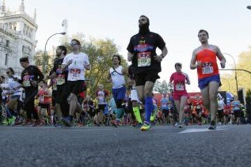 39 edición de la maratón de Madrid. Hoy las calles de Madrid han congregado 33.000 corrredores en las tres carrereas (10 km, medio maratón y maratón)