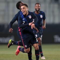 El golazo de Sergiño Dest para estrenarse con USMNT
