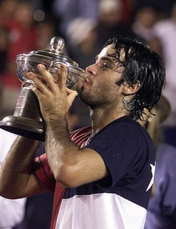 En 2002 ganó el primero de cuatro títulos en Viña del Mar.
