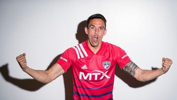 Jos&eacute; Antonio Mart&iacute;nez, con la camiseta de FC Dallas.