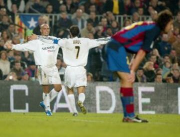 Tras casi 20 años de espera, un gol suyo sirve para que el Madrid derrote al Barcelona en el Camp Nou...