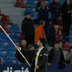 Cömert la lía en Orriols y Tárrega pide perdón