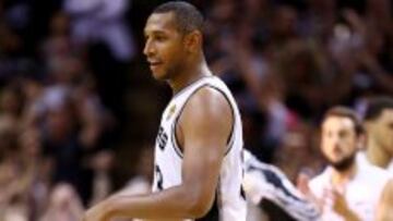Boris Diaw renueva con los Spurs: 22 millones y tres a?os