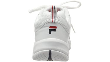 Fila Strada Low: las zapatillas inspiradas en los 90 que son c¨®modas, pegan con todo y se venden en seis colores