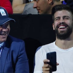Piqué asiste junto al actor Kevin Spacey a la Final ATP