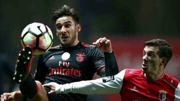 El jugador del Benfica, Eduardo Salvio, durante un partido.