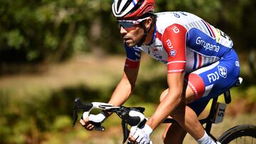 (FILES) In this file photo taken on September 8, 2020 Team Groupama-FDJ rider France's Thibaut Pinot rides during the 10th stage of the 107th edition of the Tour de France cycling race, 170 km between Le Chateau d'Oleron and Saint Martin de Re. - Thibaut Pinot announced on January 12, 2023 in the French Newspaper 'L'Equipe' his retirement at the end of the season. (Photo by Anne-Christine POUJOULAT / AFP)