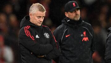 Klopp reacts as Liverpool humiliate Man United