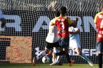Paredes seguía en racha y puso el segundo ante los hispanos.