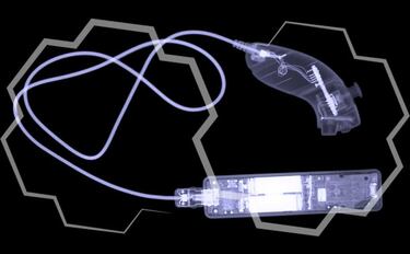 Un libro sobre consolas escaneadas con Rayos X