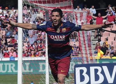 Luis Suárez wins Pichichi award beating Cristiano Ronaldo