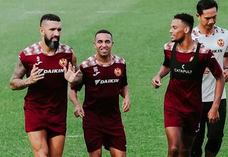 Ronnie Fernández vuelve a jugar a Chile