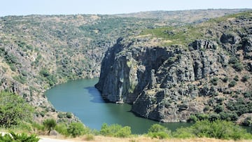 Viaja al pueblo de la Península Ibérica que pertenece a la vez a España y Portugal: “Tienen incluso su idioma propio”
