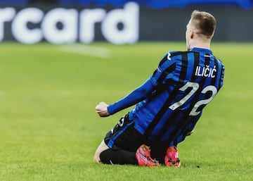 Fue uno de los jugadores clave del Atalanta en la temporada 19/20. El atacante vivi車 su mejor curso goleador con 21 goles, 15 en Serie A, cinco en Champions y uno en Copa de Italia. Sus tantos contribuyeron a que el equipo de la DEA (llamado as赤 por la Diosa que llevan en su escudo) acabara tercero en el Calcio y a llegar a las semifinales de la Champions con un f迆tbol alegre y de muchos goles.