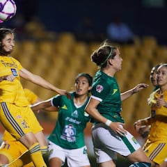 María Elizondo dio su versión del gol polémico de Tigres Femenil