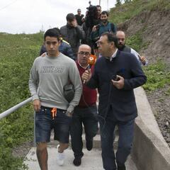 Araujo se defiende en Twitter: "Esto es una persecución..."