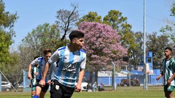 Así juega Alex Luna: la joya argentina de 16 años que tiene enamorada a media Europa