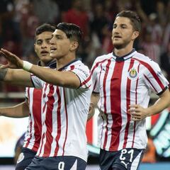 Posible XI de Chivas para el Clásico Tapatío ante Atlas