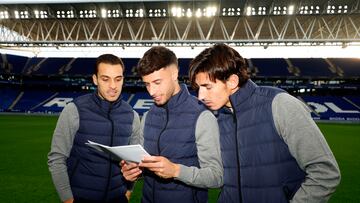 Brian Oliván, Puado y Pere Milla.
Espanyol