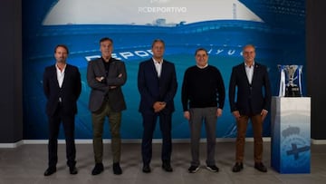 Los presidentes del Depor Toño Armenteros, Fernando Vidal, Tino Fernández, Lendoiro y Antonio Couceiro.