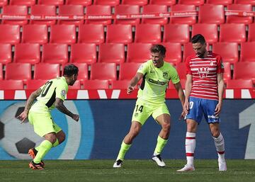 Además de su contundencia de cara a puerta, Llorente ha ido desarrollando su capacidad para asistir a los compañeros. Consiguió cinco asistencias en seis partidos entre Sevilla y Granada para convertirse en el jugador con más pases de gol de LaLiga. Algo que mantiene en la actualidad, donde sus ocho asistencias en la competición le convierten en el mejor jugador en esa faceta junto a Iago Aspas.  