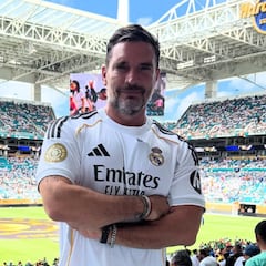 Un reconocido actor argentino se cuela en directo en ‘El Chiringuito’ y Edu Aguirre lo echa a empujones: “Venga, gracioso”