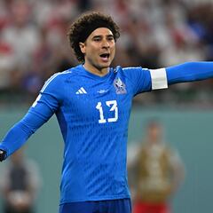 Los cinco momentos que marcaron la carrera de Guillermo Ochoa